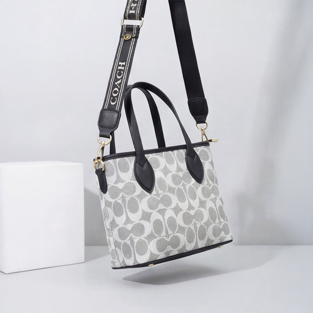 Monéa Signature Bag